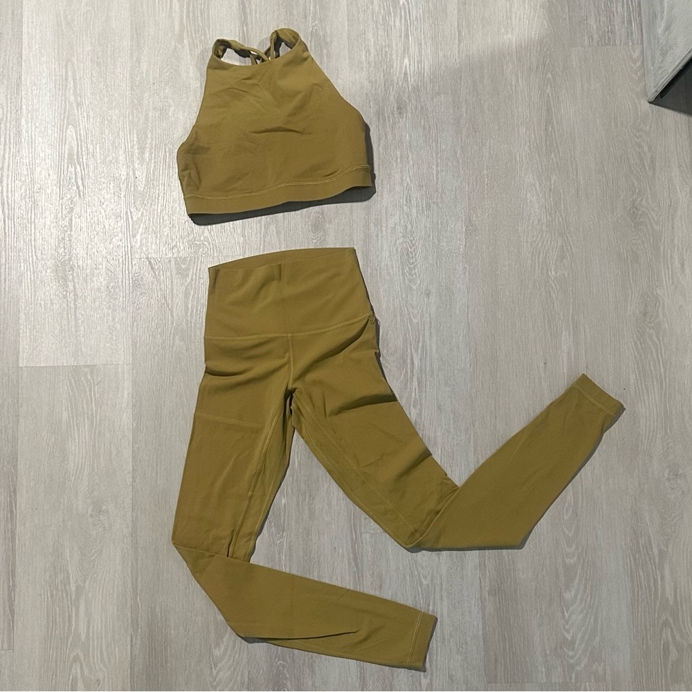 Lululemon Workout Set - Picture 2 of 5